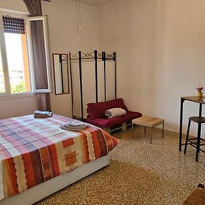 Aloha Room Vicino All'Aeroporto